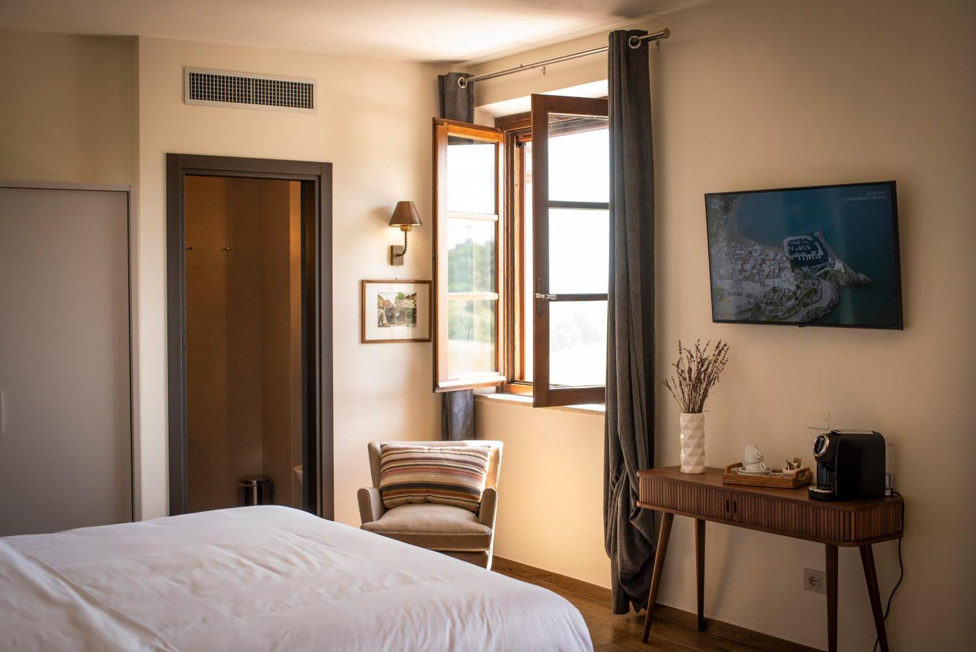 Poggio Paradiso Resort & Spa Montefollonico Bagian luar foto