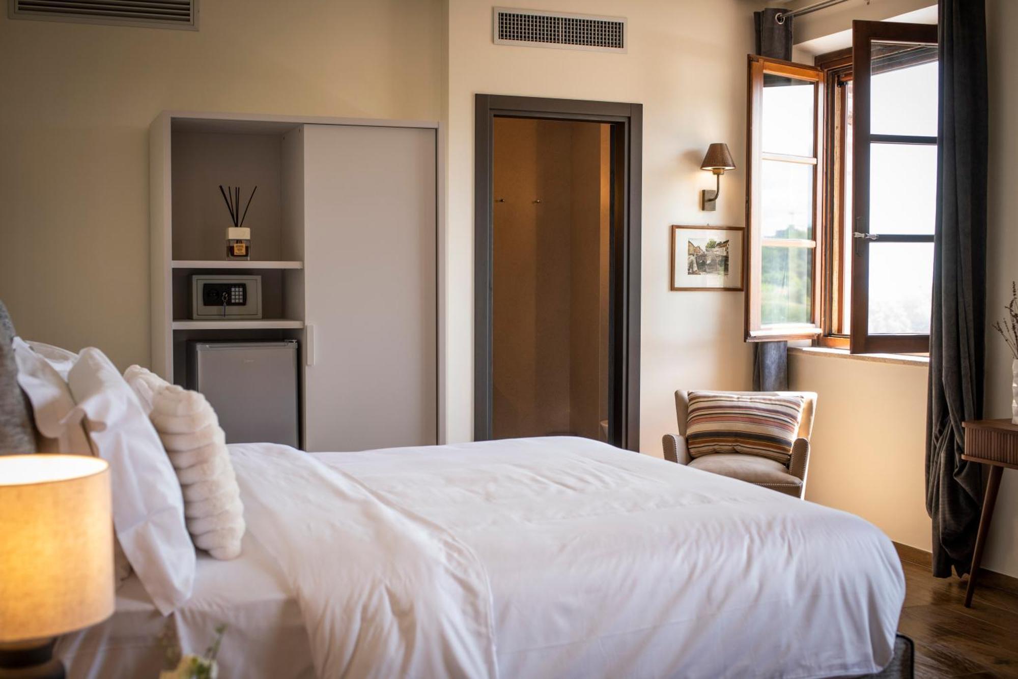 Poggio Paradiso Resort & Spa Montefollonico Bagian luar foto