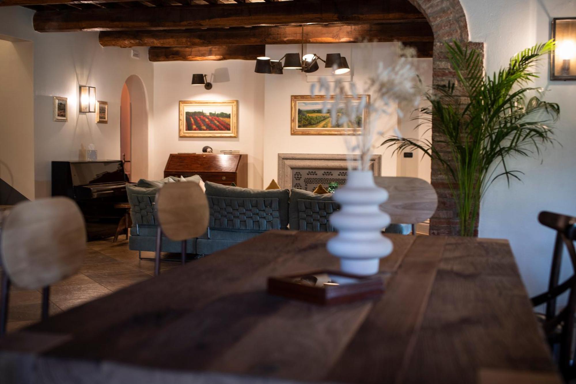 Poggio Paradiso Resort & Spa Montefollonico Bagian luar foto